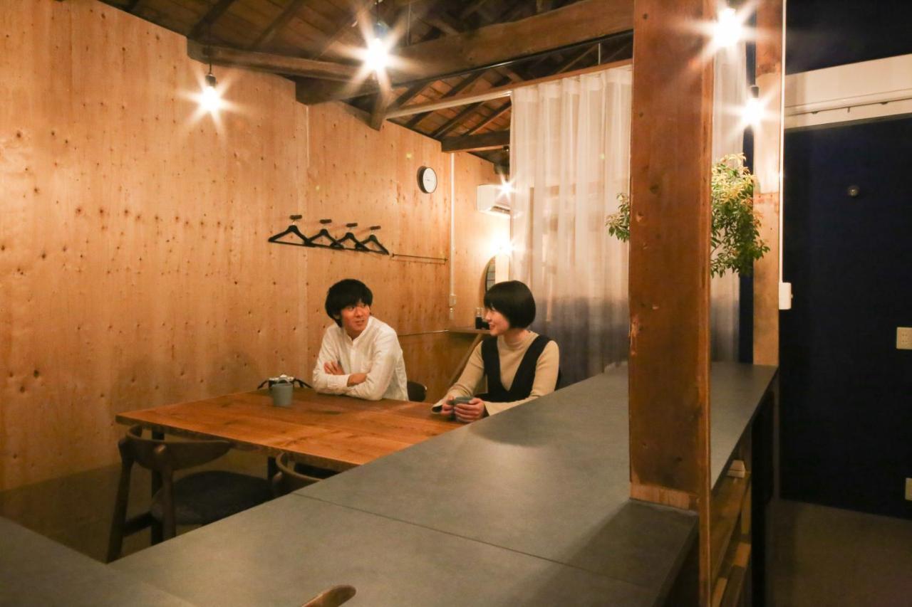 まちの別邸 緝 Shu Hostel โคจิ ภายนอก รูปภาพ