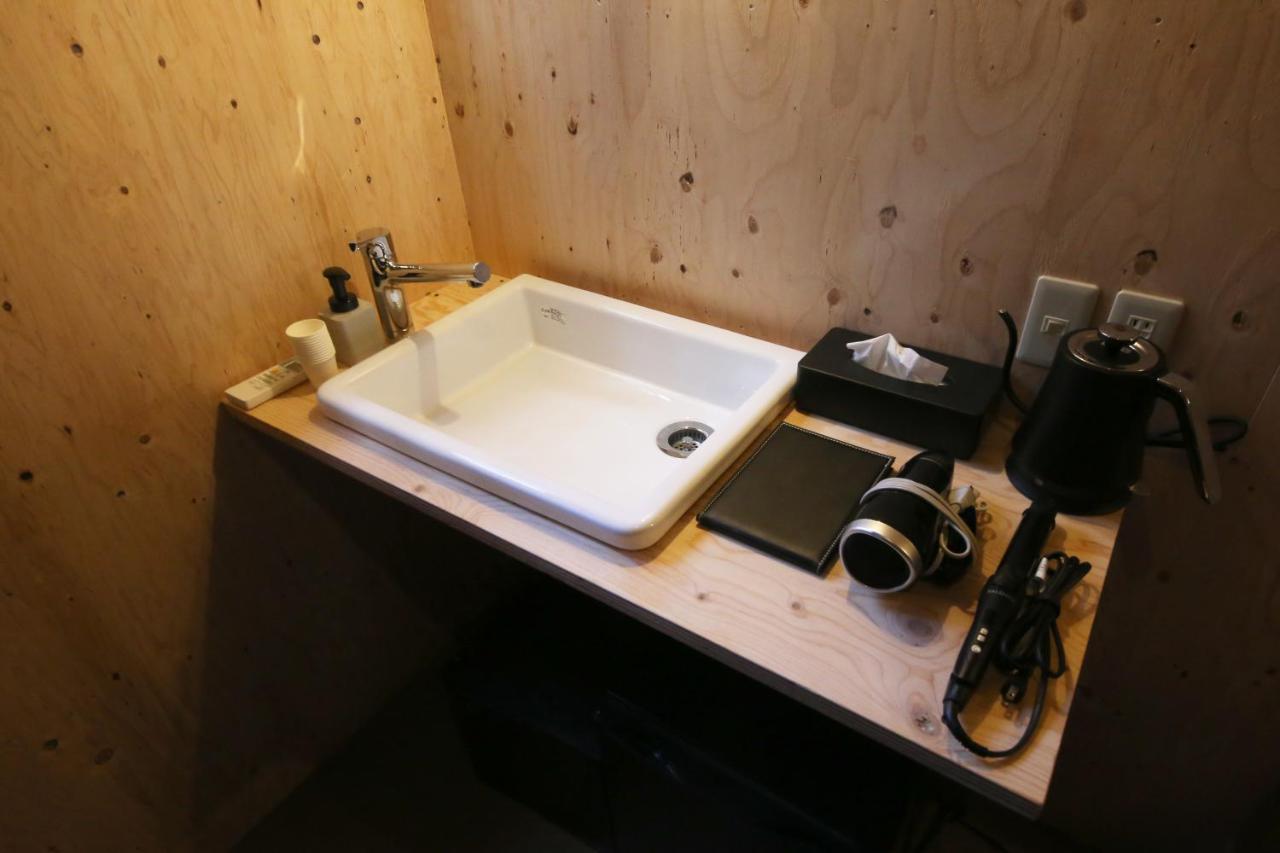 まちの別邸 緝 Shu Hostel โคจิ ภายนอก รูปภาพ